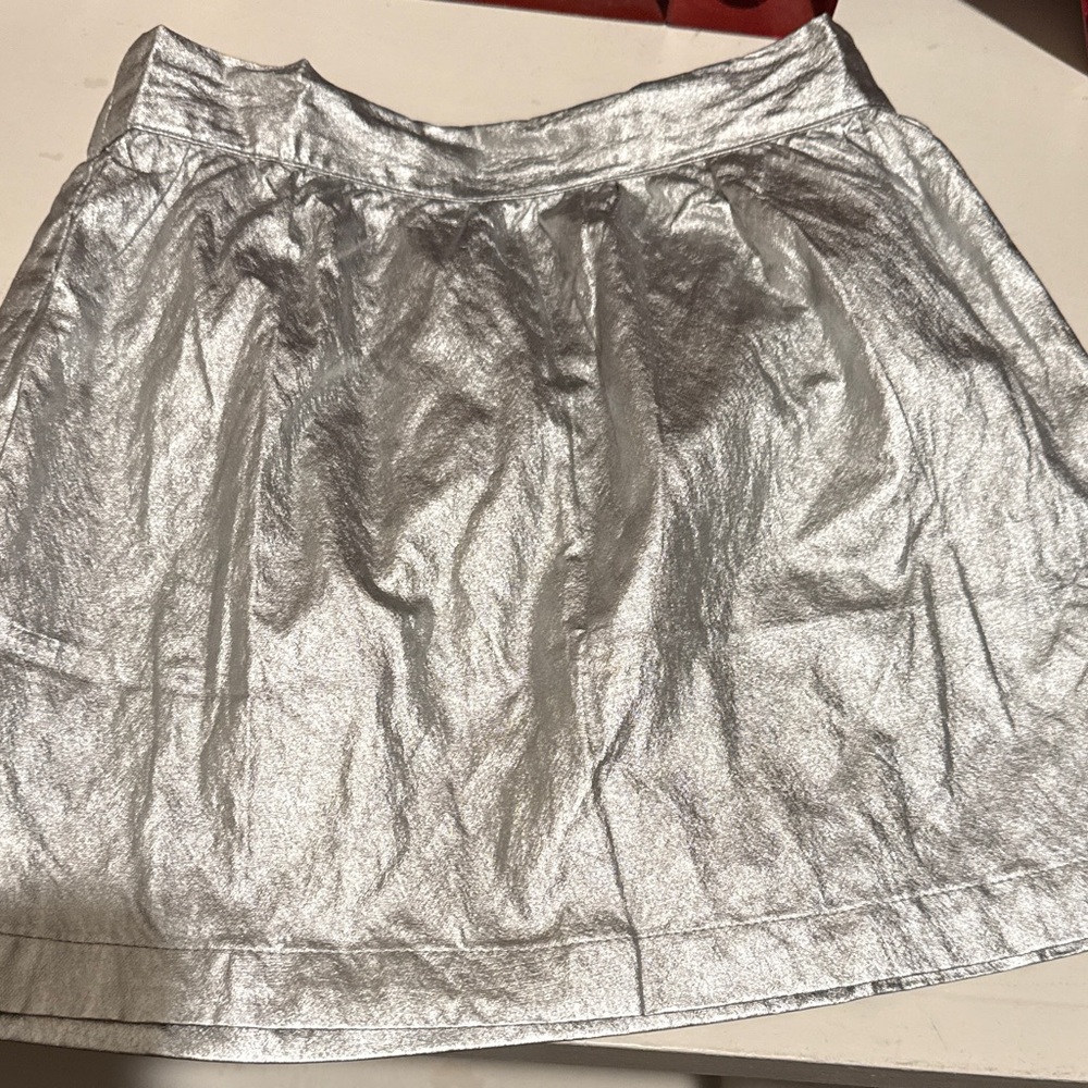 NWT Maan/Max & Lola Silver Metallic Skirt - Girl’s Size 8